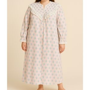 Vintage Saybury Floral Nightgown 2X Cotton Cottagecore Lace Eyelet Trim